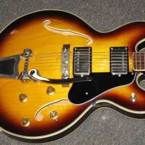 Vintage 60's Kent Hollow Body "335" with Bigsby image 3