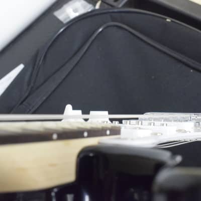Squier Mini Stratocaster V2 with Laurel Fretboard 2023 - Black image 7