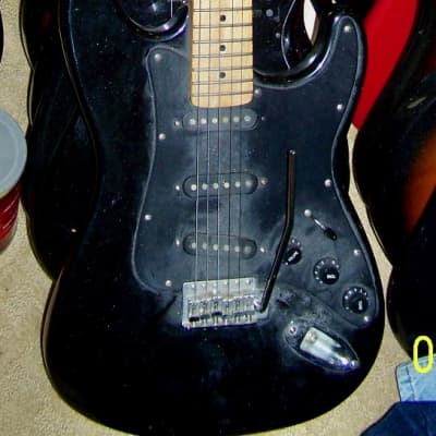 XL by DIXON Stratocaster Style 1980's MIK image 2
