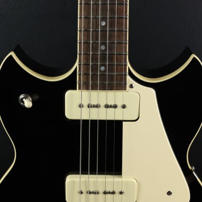 Yamaha SG1802 Electric Black w/case Pre-Owned image 4