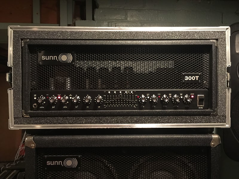 Sunn 300T Tube Bass Amp w/Heavy Duty Road Case Reverb