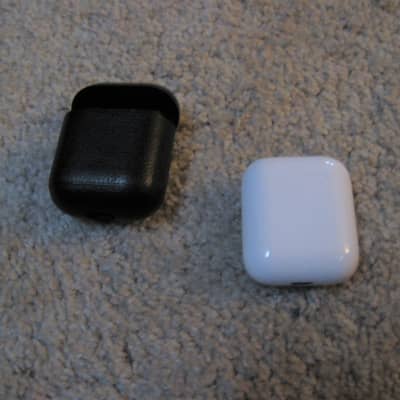 Apple AirPods 2nd Gen with Black Leather Case image 7