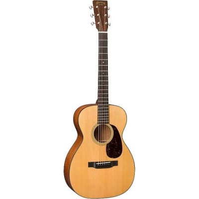 Martin 0-18 2018年製 Review: Martin's 0-18 Is a Small-Bodied Classic | Acoustic Guitar