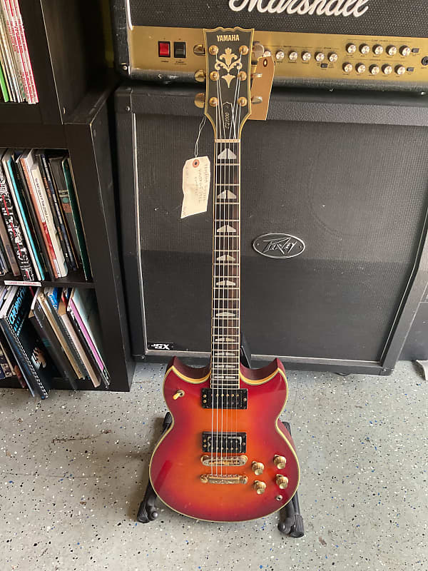 Yamaha SG-1000 1982 Cherry Sunburst