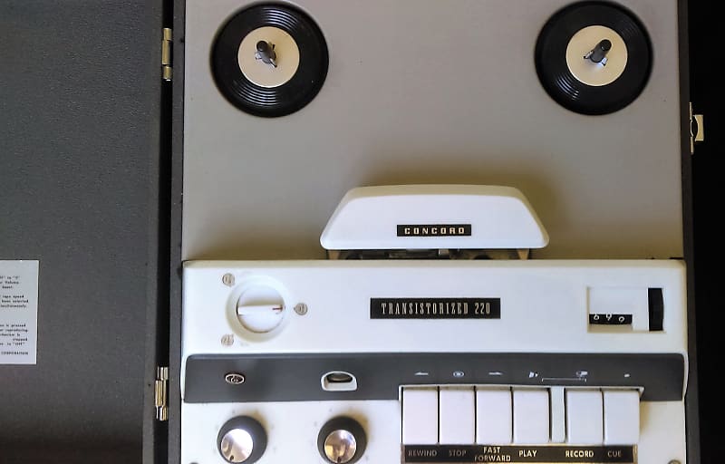 Concord 220T Transistorized 220 Reel To Reel Tape Recorder Player