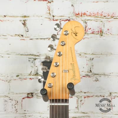 Fender Robert Cray Stratocaster Electric Guitar Inca Silver image 5