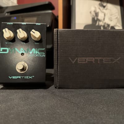 Vertex Dynamic Distortion | Reverb