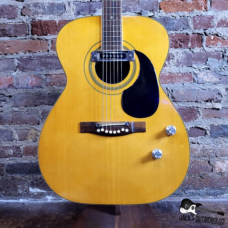 Fame acoustic store electric guitar