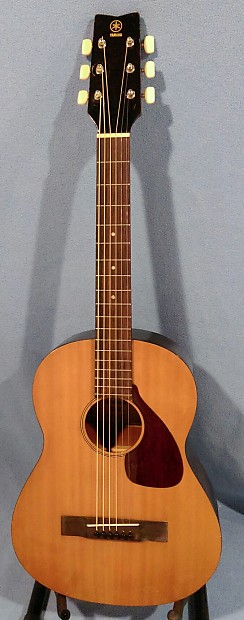 Yamaha FG 45 circa 1974