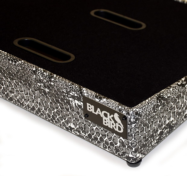 BLACKBIRD 15x30 PEDALBOARD WAY COOL CUSTOM INDIGO PYTHON Reverb