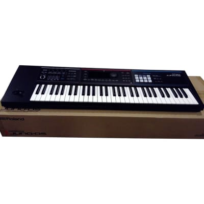 Roland JUNO-DS61 61-Key Keyboard Synthesizer - Used