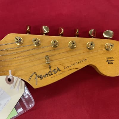 Fender Collectors Edition '62 Statocaster 1997 - Three Tone Sunburst with Case image 7