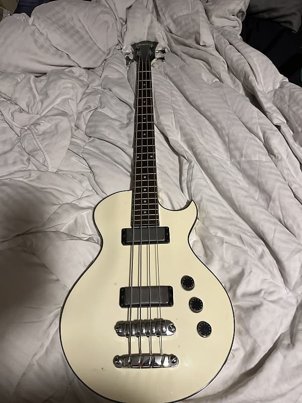 Ibanez artb100 bass guitar hotsell