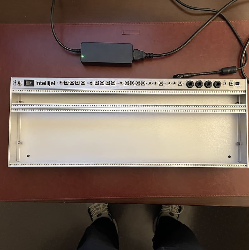 Intellijel 4U 104HP Palette Case