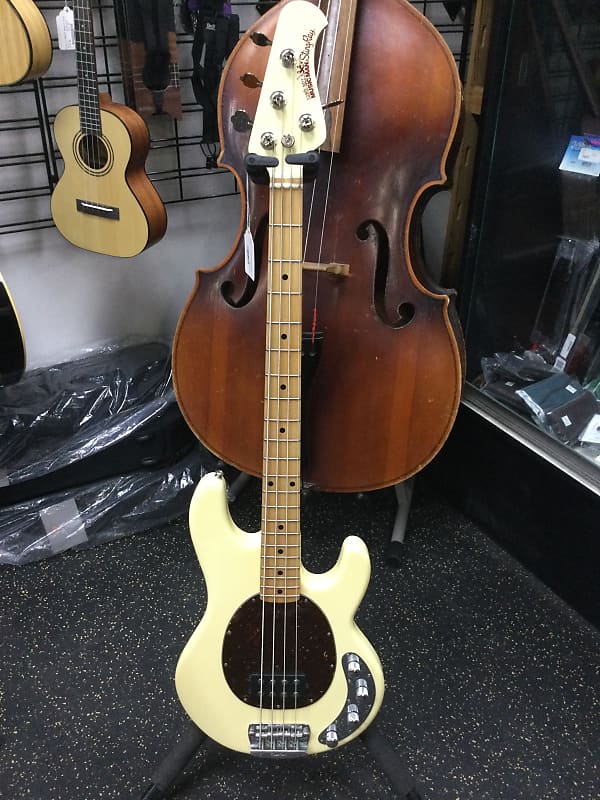 Musicman stingray limited edition 2005