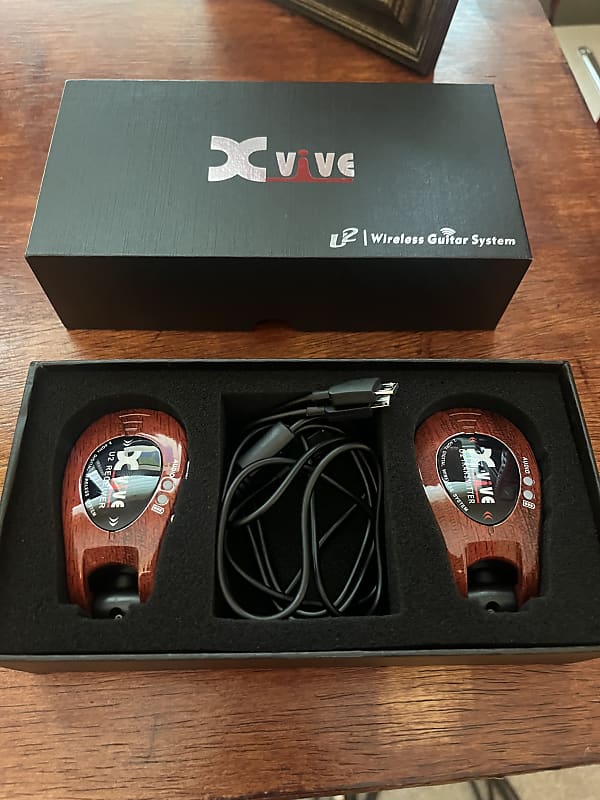 Xvive U2 Wireless Guitar System Reverb