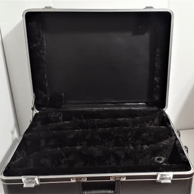Unbranded Vintage Solid Quad (4) Trumpet Case with Travel handle & wheels  1970's-1980's image 17