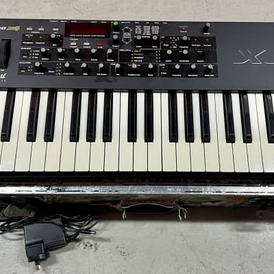 Dave Smith Mopho x4 44-Key 4-Voice Polyphonic Synthesizer 2013 - 2018 - Black with Wood Sides + FLIGHT CASE