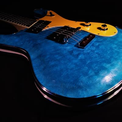 Lowell El Daga 2005 Blue Reptile Leather Mosrite Ventures style. Only one. Non Fungible Token. RARE. image 6