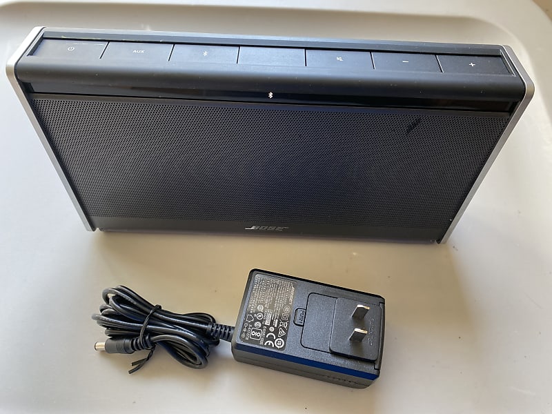 Bose Soundlink Bluetooth Mobile Speaker II  			