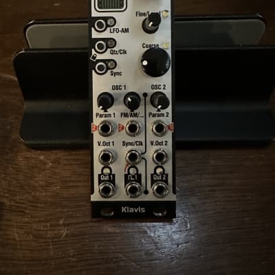 Klavis Twin Waves MkII - Eurorack Module on ModularGrid