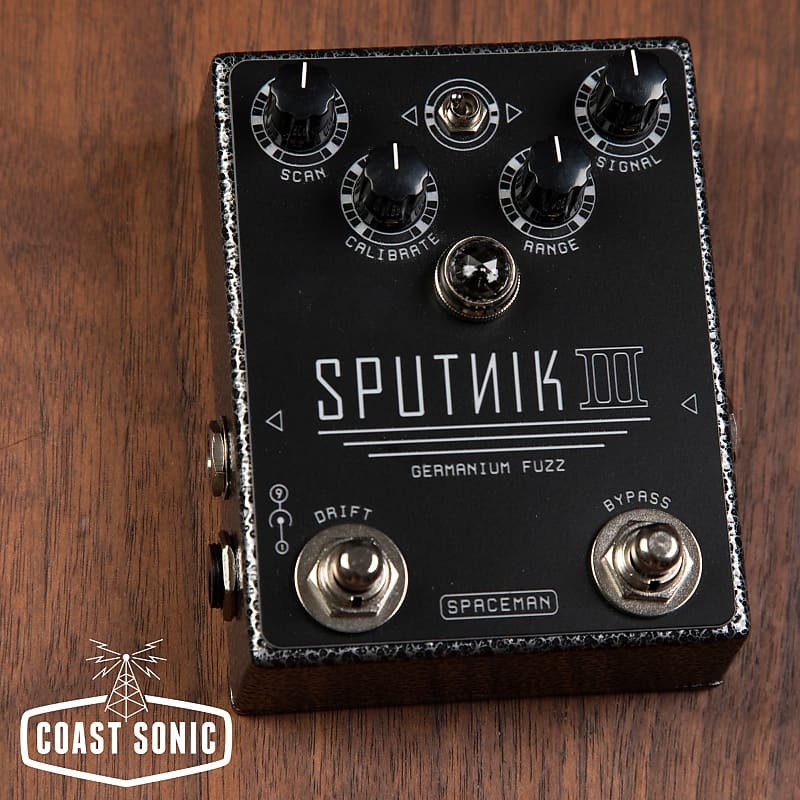 SPACEMAN EFFECTS／SPUTNIK III ／FUZZ Spaceman Effects Sputnik III. Germanium Fuzz - Guitar FX Direct