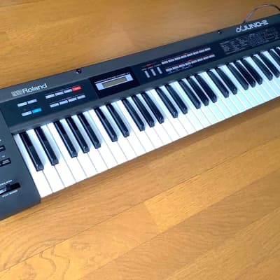 Roland Alpha Juno-2 61-Key Programmable Polyphonic Synthesizer