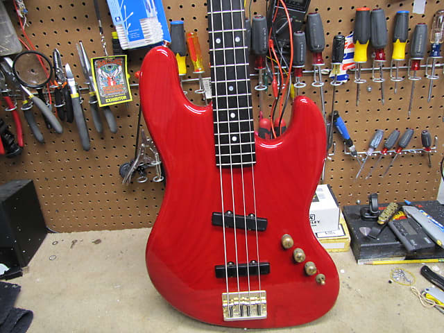 Moon Jazz Bass JJ II 1980s - Trans Red Over Ash