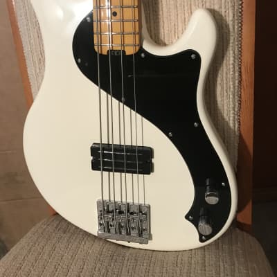 Fender Modern Player Dimension Bass with Maple Fretboard 2015 - Olympic White image 2