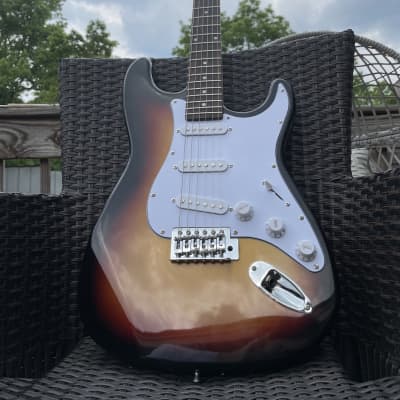 Gilbreath Partscaster Stratocaster - 3 Tone Burst Gloss image 2