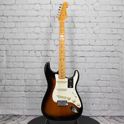 Fender American Vintage II '57 Stratocaster | Reverb Canada