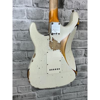 Fender Custom Shop Limited Edition 1962 Heavy Relic Stratocaster, Aged Olympic White Over 3-Tone Sunburst image 6