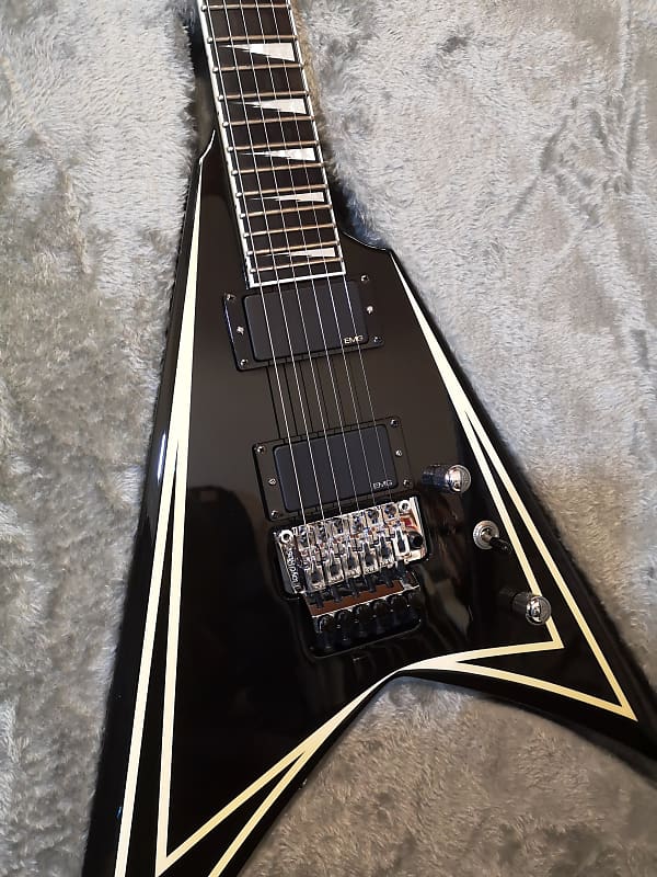 ESP E-II SV Standard Black with White Pinstripes with Hard