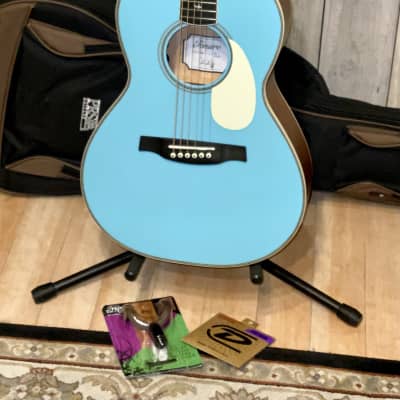 Paul Reed Smith P-20E  Powder Blue Limited Edition Parlor Acoustic/Electric with Gig Bag & Extras ! image 16