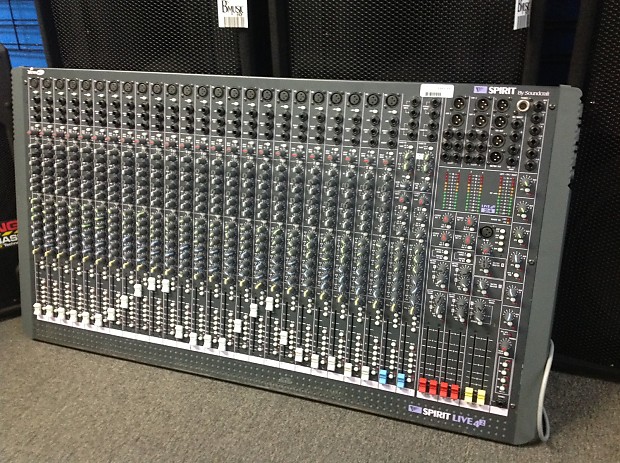 Soundcraft SPIRIT LIVE4 2 アナログミキサー live4no01.jpg