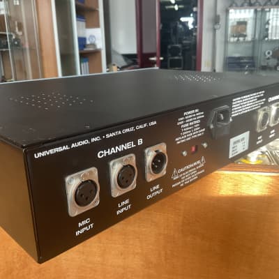 UNIVERSAL AUDIO  2-610 TUBE PREAMPLIFIER image 8