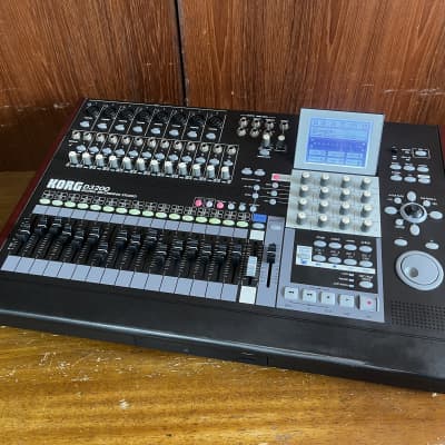 Korg D3200 32-Track Digital Recording Studio Desktop Recorder