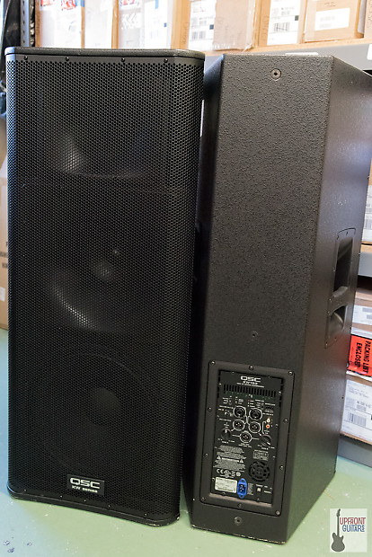 Pair Used QSC KW153 1000W Powered Speakers with padded covers
