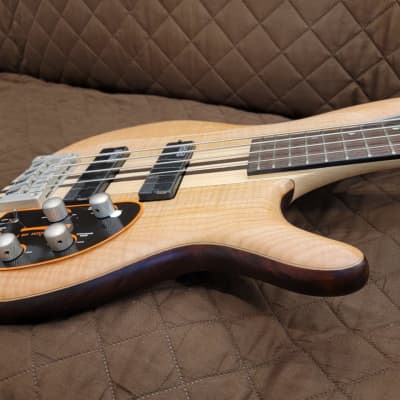 Cort A4PLUSFMMHOPN Figured Maple Top Mahogany Body 5pcs Maple Neck 4-String Electric Bass Guitar image 12