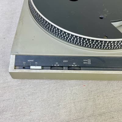 Technics SL-210 1988 Turntable Record Player Vinyl Project Needs Repair image 2