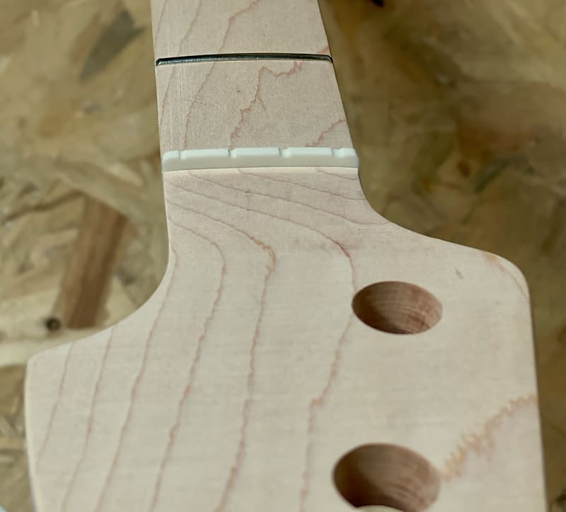 Luthier Made Precision Bass neck - Natural image 1