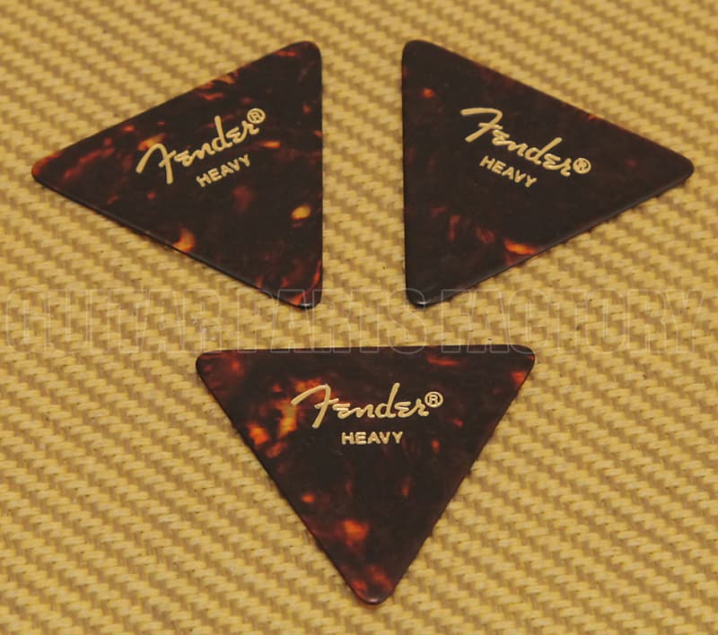 098-0355-90H Fender Heavy Tortoise Celluloid 355 Triangle Picks