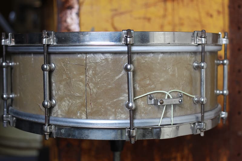 1930's Ludwig 'Professional Model' Snare Drum 5