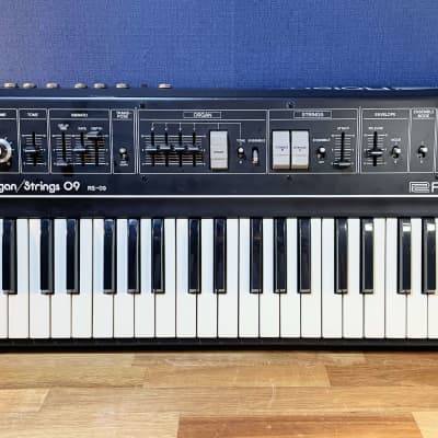 [Excellent] Roland RS-09 44-Key Organ / String Synthesizer - Serviced