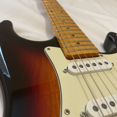 G&L USA Legacy image 6