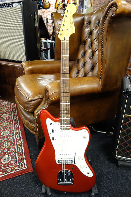 Squier Jazzmaster Vintage Modified Candy Apple Red