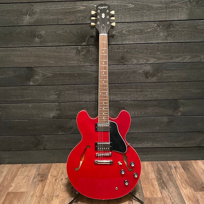 Epiphone ES-335 Wine Red　ほぼ未使用 ES-335 Traditional Pro, Exclusive, Wine Red | Epiphone