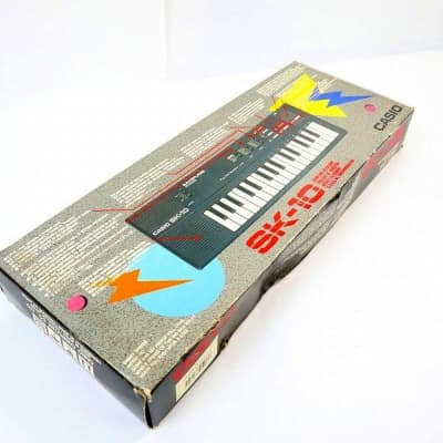 CASIO SK-10 Sampling Keyboard PCM 8-bit portable in box rare! image 9