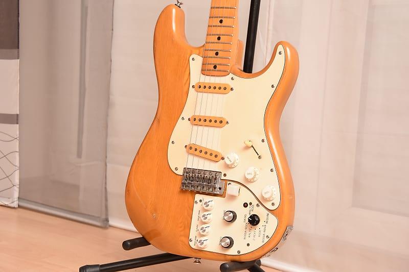 Maya stratocaster on sale