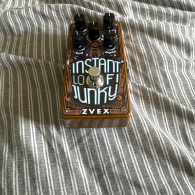 Zvex Vertical Vexter Instant Lo-Fi Junky | Reverb